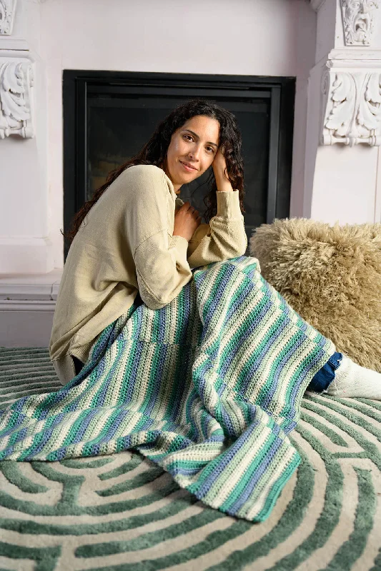 - Pet monitor with cameraStaggered Stripe Lapghan (Crochet)