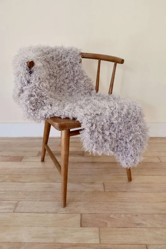 - ​​Pet toys under    yuanKnit Kit - Cotswold Sheepskin