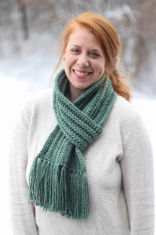 - Postoperative pet anti-licking Elizabethan collarKnit Kit - Cold Snap Knit Scarf