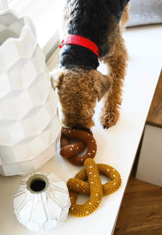 - Car dog seat beltPretzel Pet Toy (Crochet)