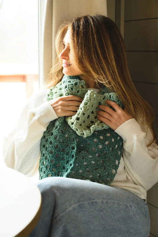 - Parrot climbing and standing wooden framePrince Street Cowl (Crochet)