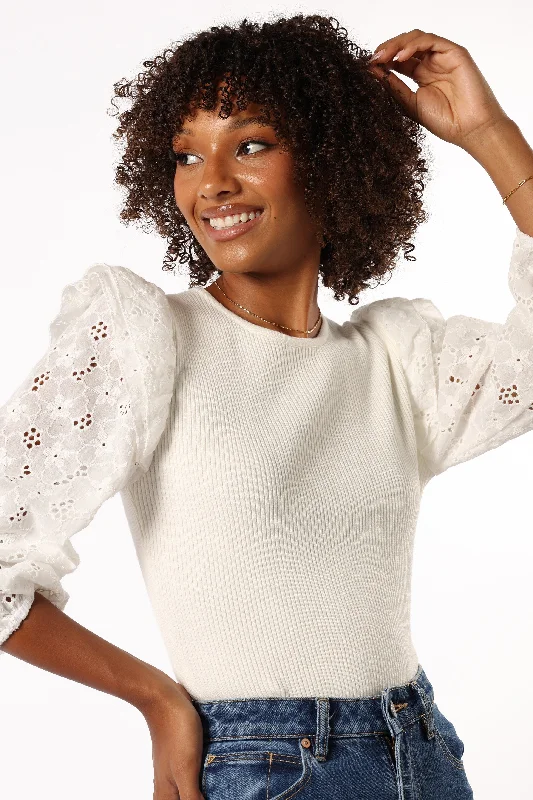 ---Halle Top - White