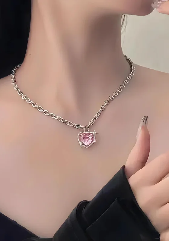- Car dog seat beltY2K Shiny Heart Necklace