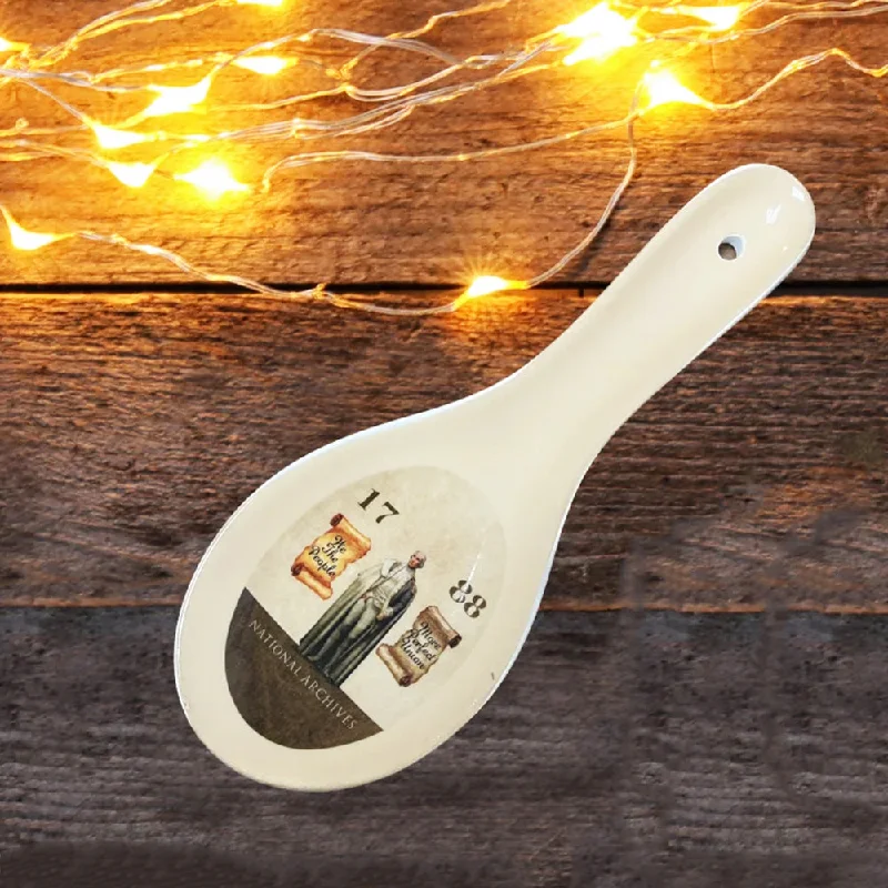 - Custom pet birthday cakeGeorge Washington Tavern Spoon Rest