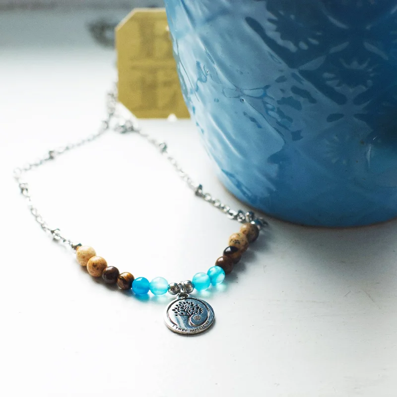 - Dog anti-slip matSilver Chain Cedar Tree Necklace