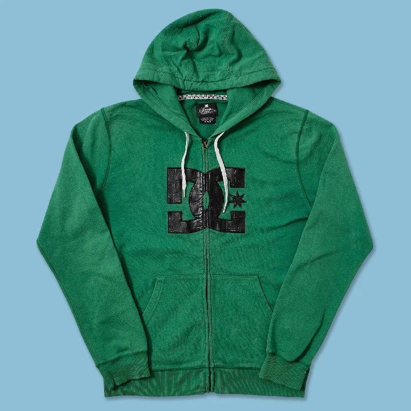  -Anti-scratch scratching board AND cat bed in oneDC Zip Hoody Small