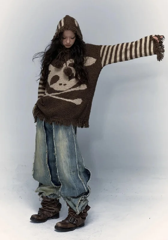 - Foldable and portable cat bagGrunge Tasseled Hooded Sweater