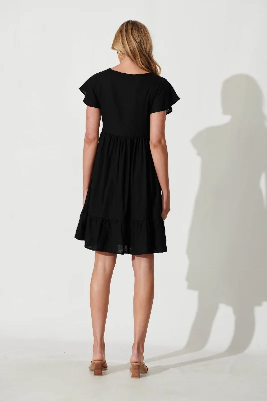 Similan Smock Dress In Black Linen Blend