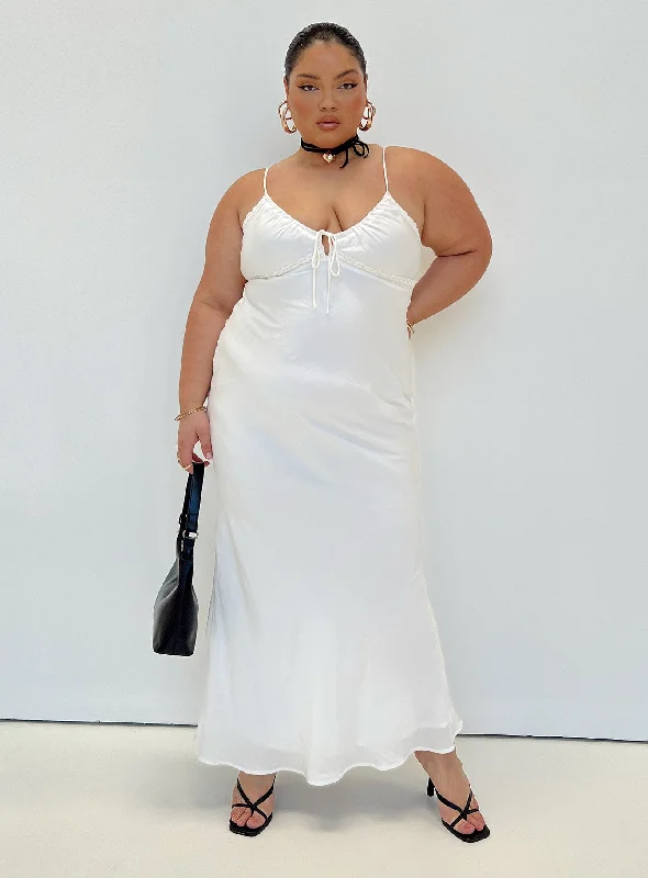 Emily Maxi Dress White Curve