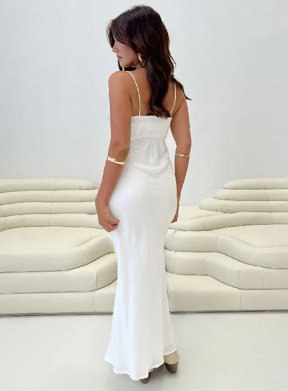 Emily Maxi Dress White Petite