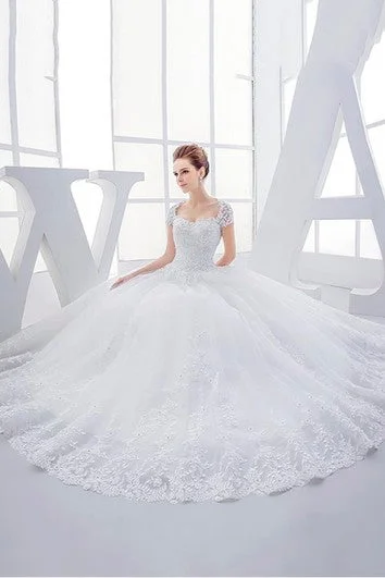 Queen Anne Lace Elegant Wedding Ball Gown Dress With Corset And Keyhole Back