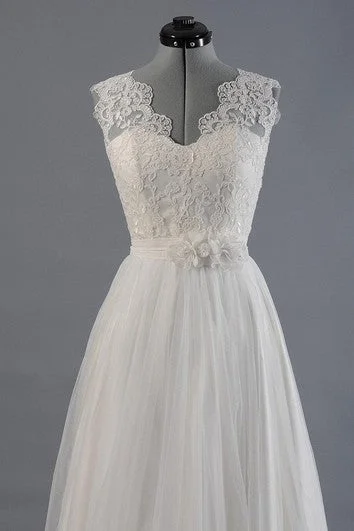 Tulle A-Line Sleeveless Dress With Scalloped-Edge Neckline and Lace Bodice