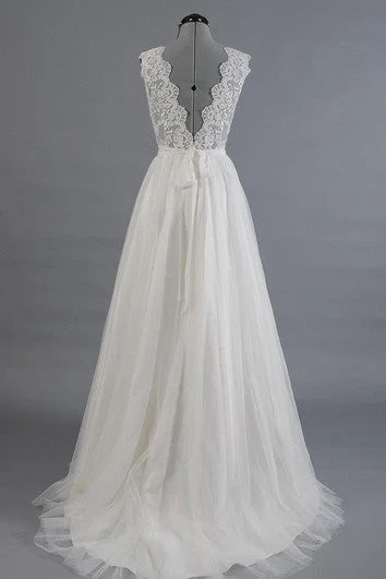 Tulle A-Line Sleeveless Dress With Scalloped-Edge Neckline and Lace Bodice